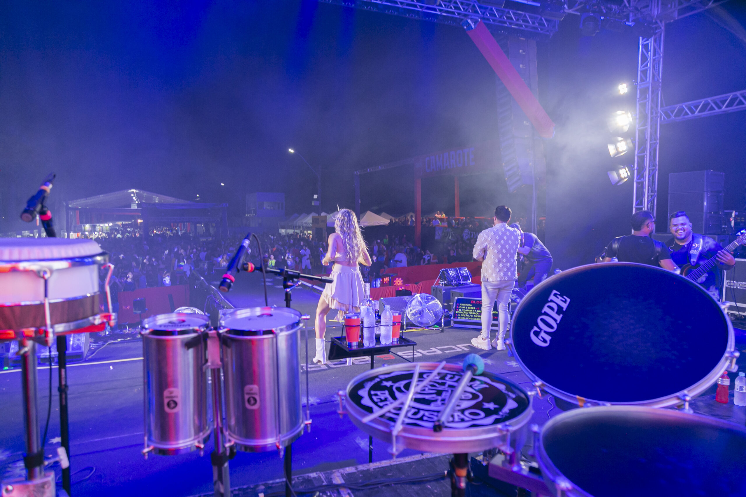 #TBT | Lucas & Bárbara e Pedro Volt levantam multidão no terceiro dia do Carna Três Ranchos 2026