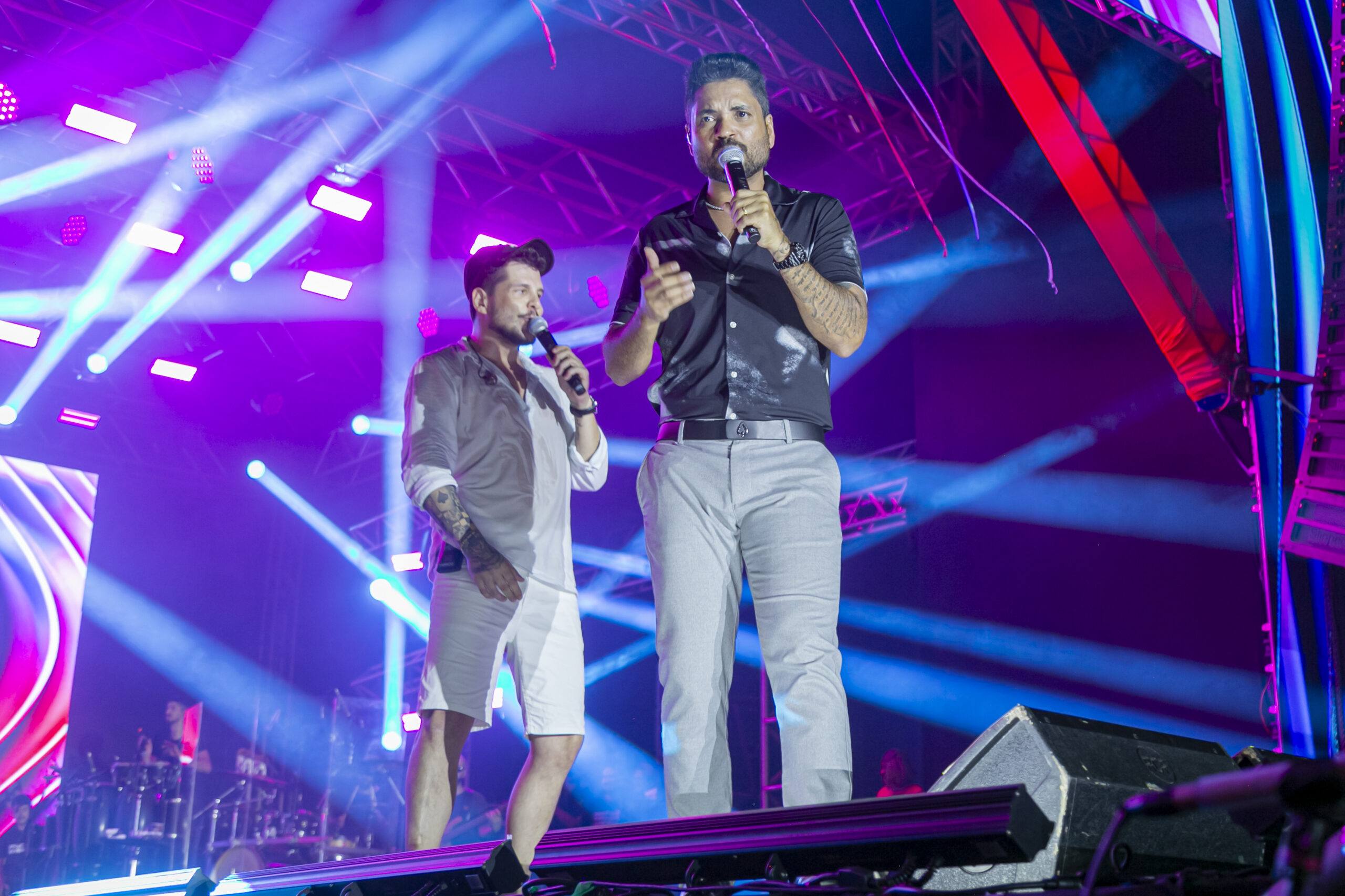 #TBT | Fred & Fabrício encerram o Carna Três Ranchos 2026 com multidão e noite histórica