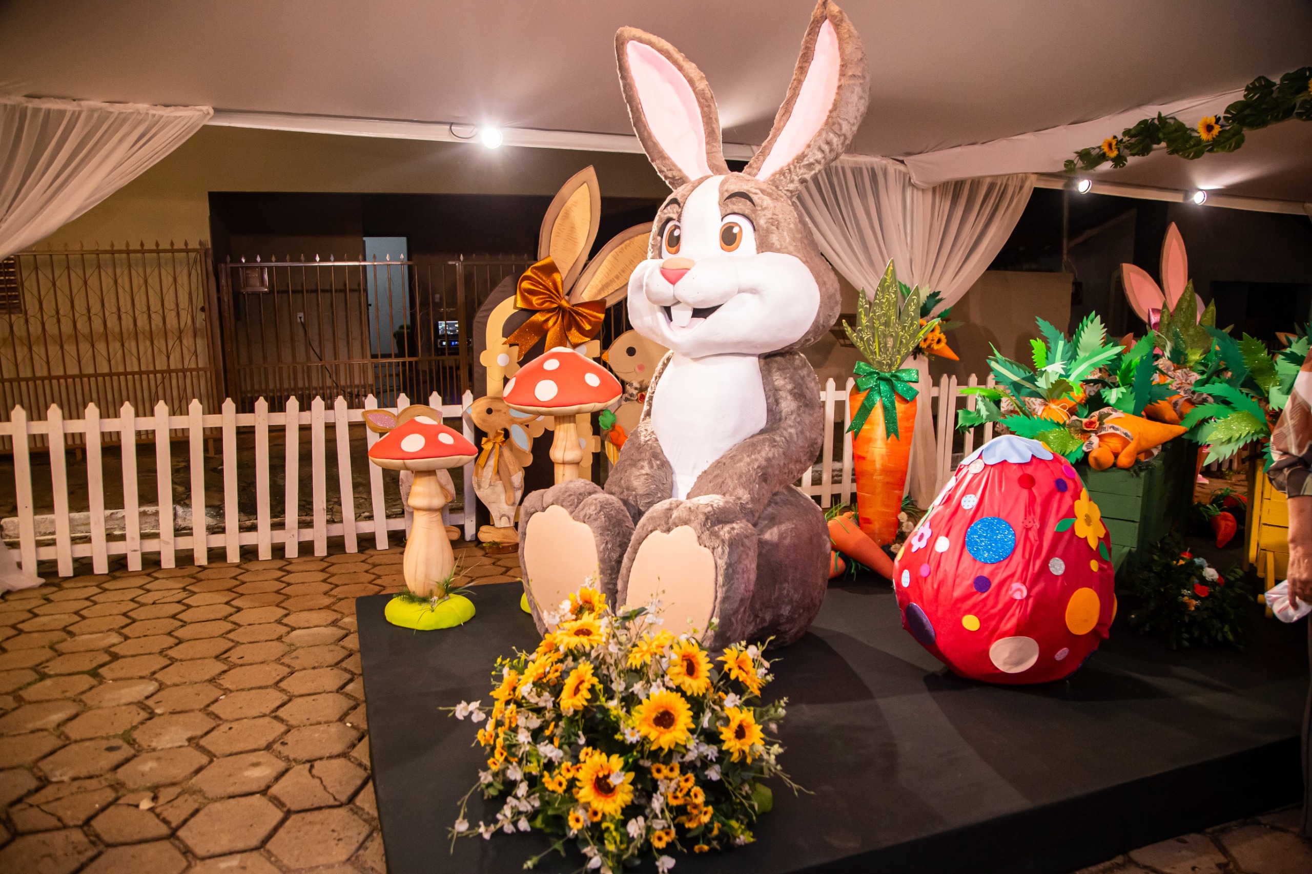 Feira “Vila de Páscoa” movimenta Semana Santa em Três Ranchos com cultura, gastronomia e lazer