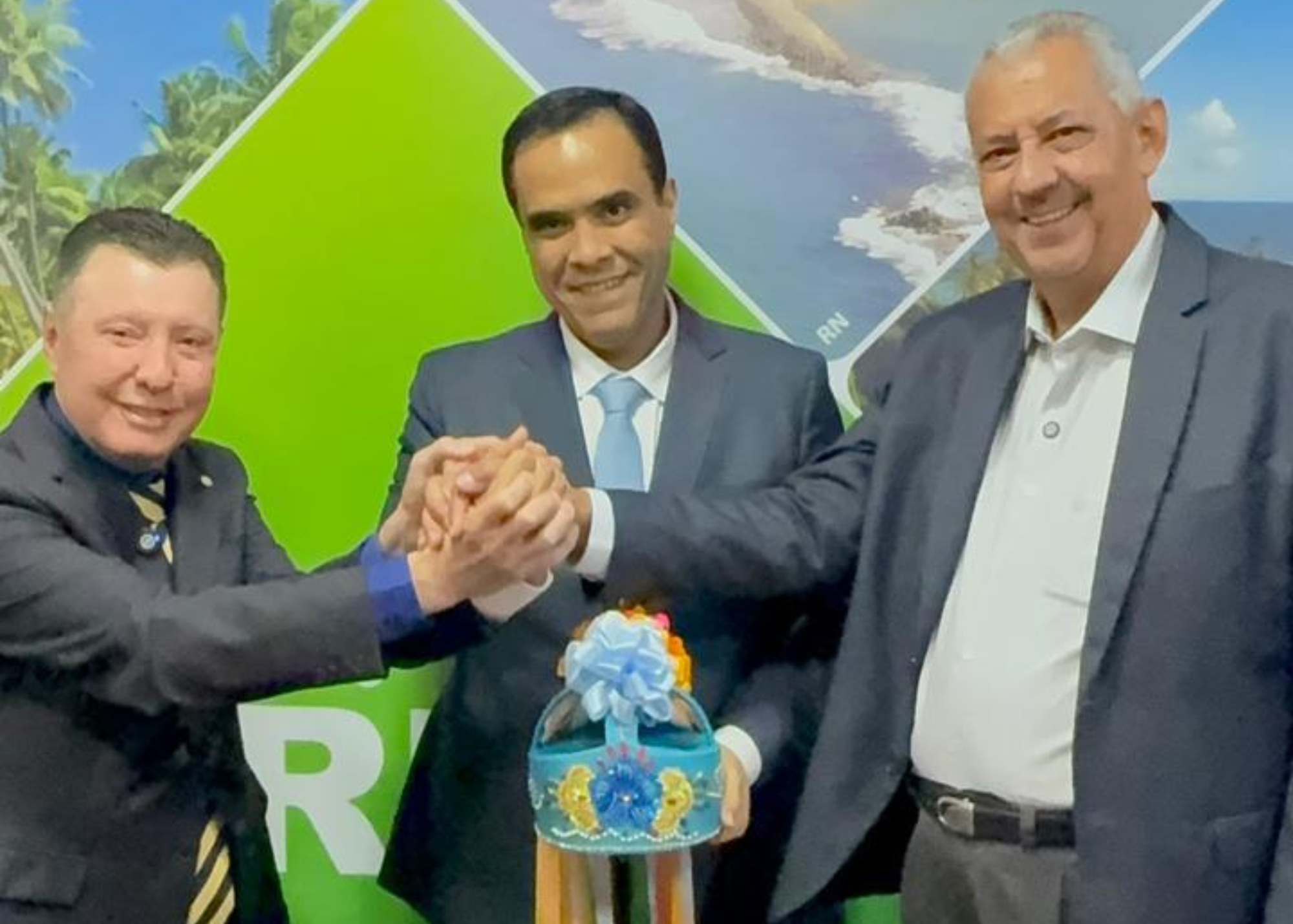 Velomar e José Nelto convidam ministro do Turismo para a Festa do Rosário