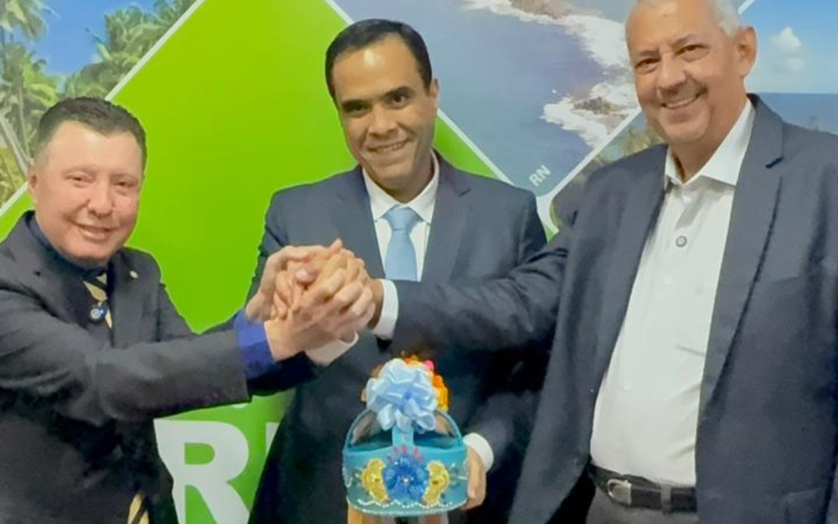 Velomar e José Nelto convidam ministro do Turismo para a Festa do Rosário